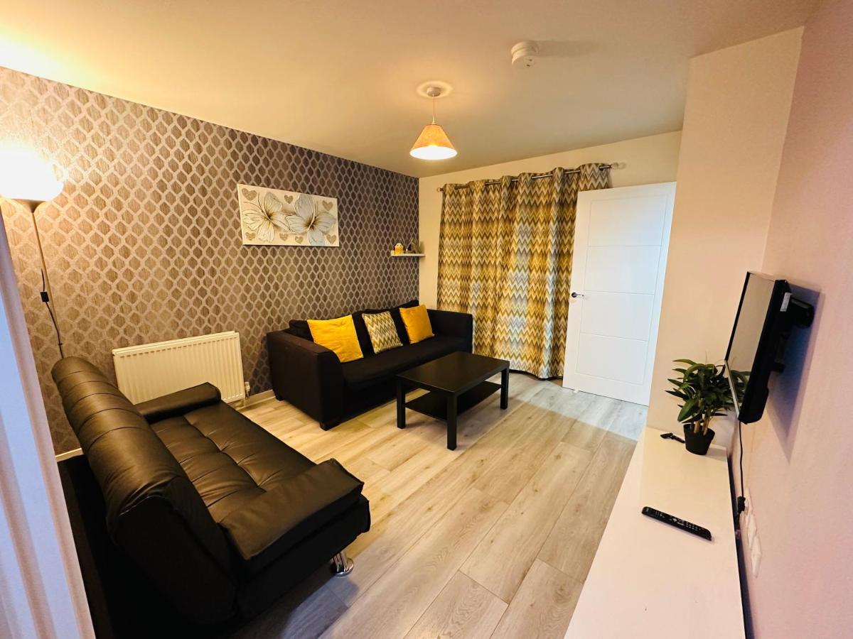Modern 3 Bed Villa With Free Parking And Garden Close To City Center And Edinburgh Airport Eksteriør bilde